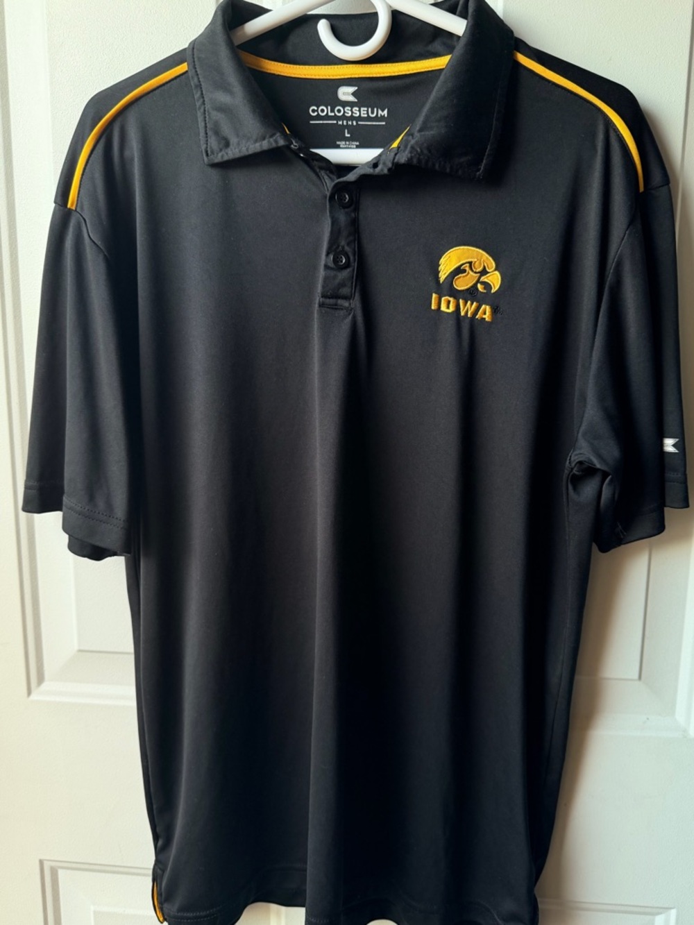 Iowa Hawkeyes Polo Shirt Black Gold Colosseum Mens Athletic Golf Shirt Size L
